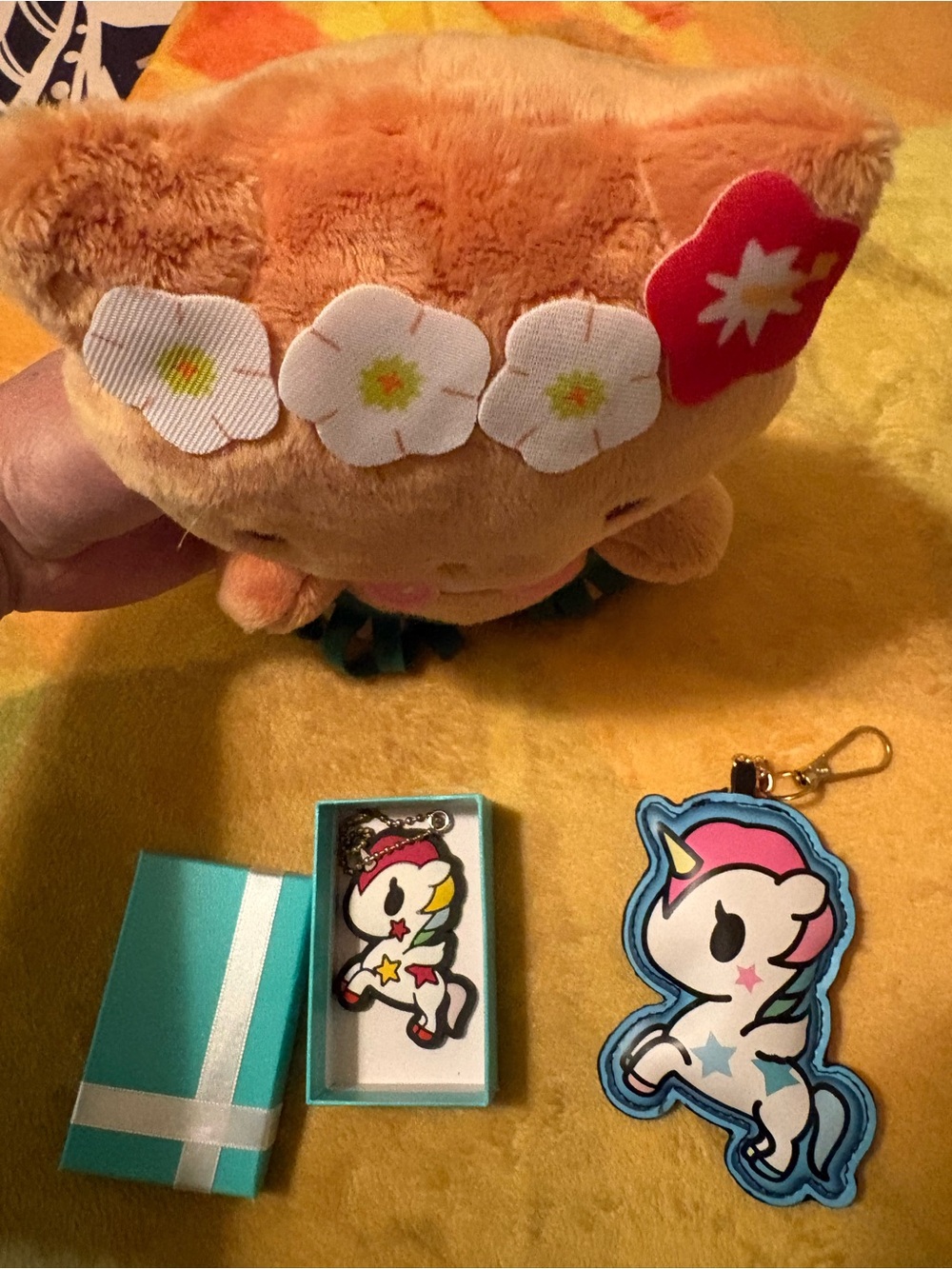 Cute Hello Kitty stuffed animal and Tokidoki Stellina Unicorno key chains - Picture 7 of 11